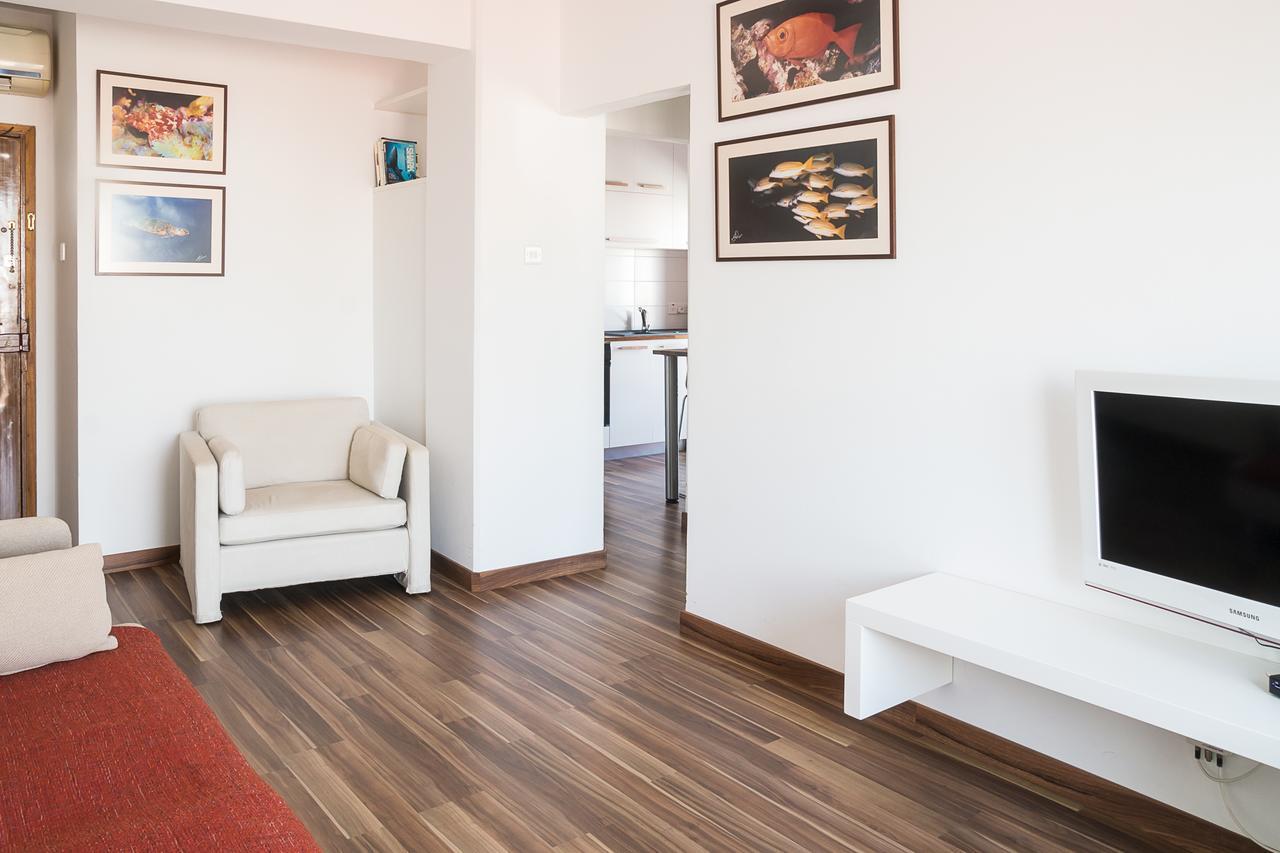 City Center Apartment Limassol Luaran gambar